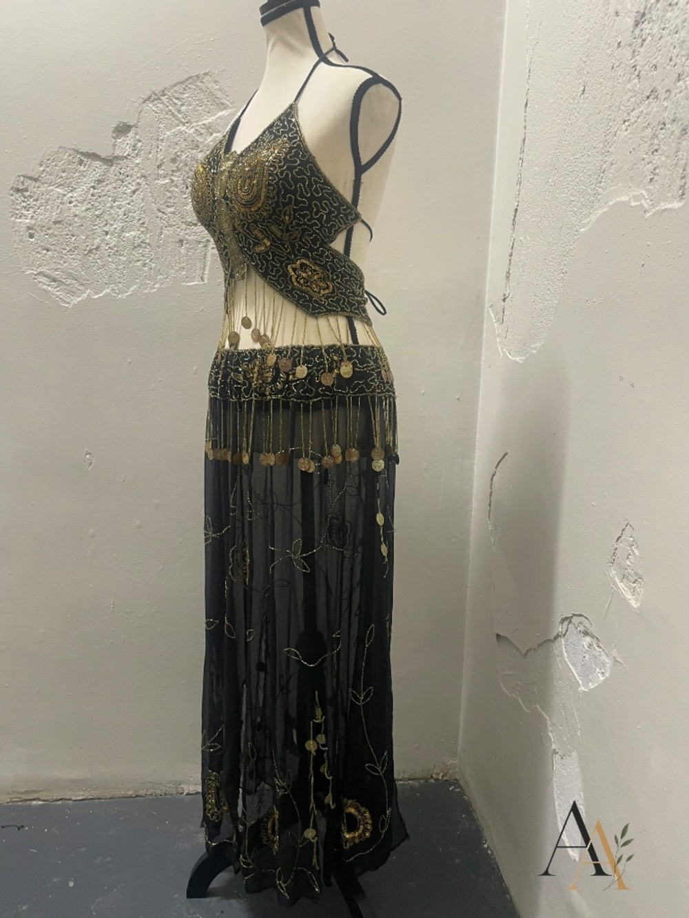 ✨ Stunning Vintage Hand-Beaded Middle Eastern Belly Dance Costume Set ✨ - Picture 3 of 15